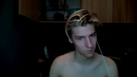 Snapshot of mrsexycum4u chatting on 01/31/25, 01:01 Adam online show from 01/31/25, 01:01