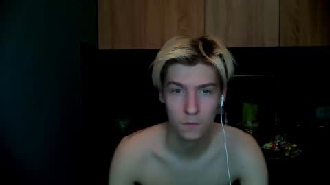 Snapshot of mrsexycum4u chatting on 02/02/25, 01:34 Adam online show from 02/02/25, 01:34