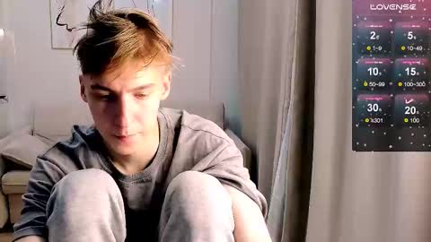 Snapshot of mrsexycum4u chatting on 11/27/25, 11:07 Adam online show from 11/27/25, 11:07