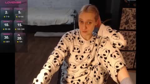 Sasha online show from 02/09/25, 01:56