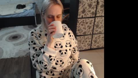 Sasha online show from 03/01/26, 06:43