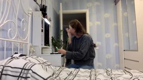 Snapshot of mrsmystory chatting on 02/05/25, 06:35 Kiti or Katia online show from 02/05/25, 06:35