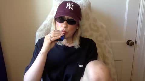 MrsPrissXO online show from 04/23/26, 02:41