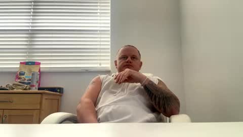 Snapshot of mrthick954 chatting on 12/09/24, 07:18 mrthick954 online show from 12/09/24, 07:18