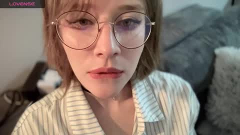 ms_christiana online show from 11/16/25, 12:27