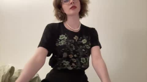 Snapshot of ms_christiana chatting on 05/25/26, 09:21 ms_christiana online show from 05/25/26, 09:21
