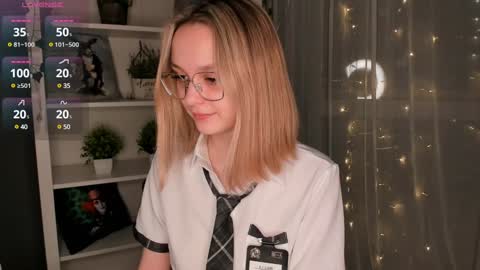 Snapshot of ms_elizabethqueen chatting on 02/08/25, 03:00 Elizabeth online show from 02/08/25, 03:00