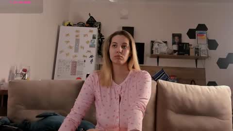 Ms ForYOU online show from 06/28/26, 04:02