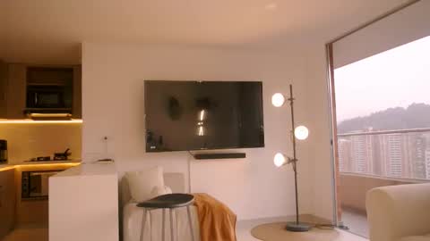 Samantha online show from 01/12/26, 10:15