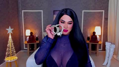 Snapshot of ms_lhadycummer chatting on 12/16/24, 01:22 Samantha online show from 12/16/24, 01:22