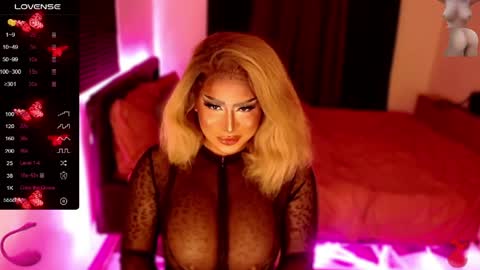 Samantha online show from 04/23/26, 12:12
