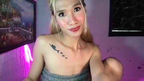 Snapshot of ms_maureenx69x chatting on 04/23/26, 01:18 ms_maureenx69x online show from 04/23/26, 01:18