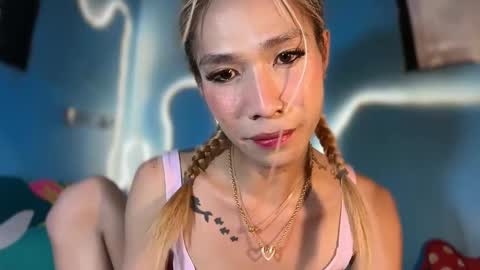 Snapshot of ms_maureenx69x chatting on 05/17/26, 08:55 ms_maureenx69x online show from 05/17/26, 08:55