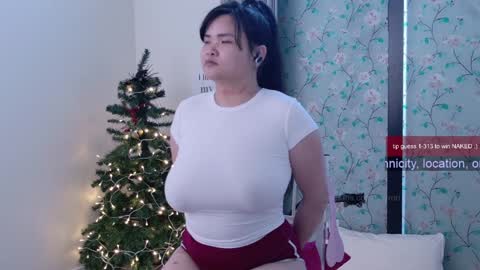 R o r i  SnapChat heyroriv2 wednesday - sunday Noon oclock mountain - 5pm mountain online show from 01/16/25, 10:34