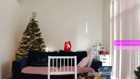 R o r i  SnapChat heyroriv2 wednesday - sunday Noon oclock mountain - 5pm mountain online show from 02/18/26, 04:36