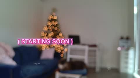 Snapshot of ms_mochii chatting on 07/11/26, 05:48 R o r i SnapChat heyroriv2 wednesday - sunday Noon oclock mountain - 5pm mountain online show from 07/11/26, 05:48