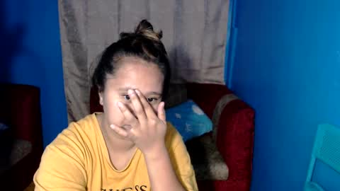 Nathalie online show from 02/06/25, 07:56