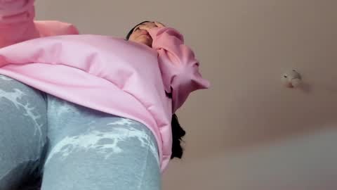 Annabelle  online show from 02/03/25, 12:25