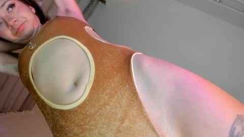 Annabelle  online show from 10/08/25, 03:20