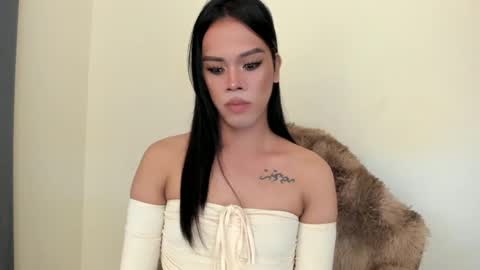 Snapshot of ms_selenaxx chatting on 01/15/25, 01:56 selena online show from 01/15/25, 01:56