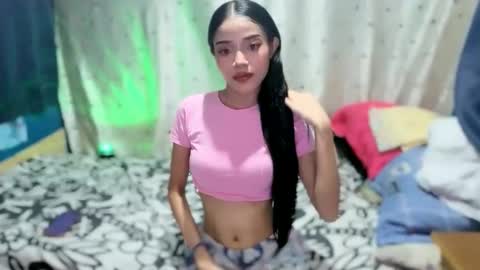 Snapshot of msaica chatting on 11/28/25, 04:31 msaica online show from 11/28/25, 04:31