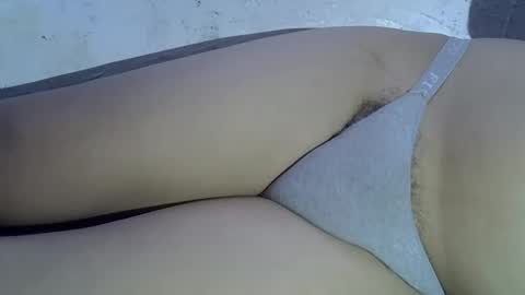 Snapshot of mscumshotter chatting on 02/11/25, 07:05 mscumshotter online show from 02/11/25, 07:05