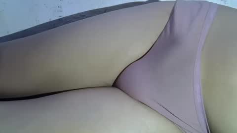 Snapshot of mscumshotter chatting on 02/25/25, 07:52 mscumshotter online show from 02/25/25, 07:52