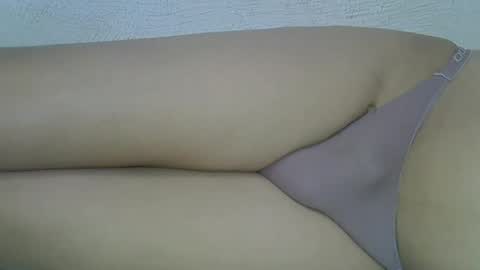 Snapshot of mscumshotter chatting on 11/30/25, 02:43 mscumshotter online show from 11/30/25, 02:43