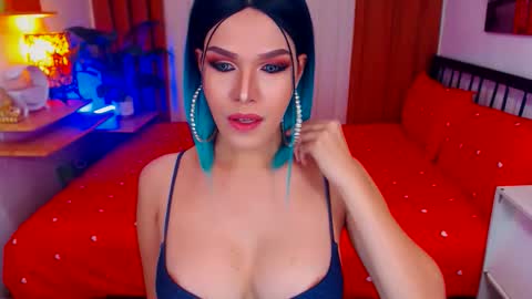 Snapshot of mshardhugedickx chatting on 04/05/26, 02:14 Goddess Tyra online show from 04/05/26, 02:14