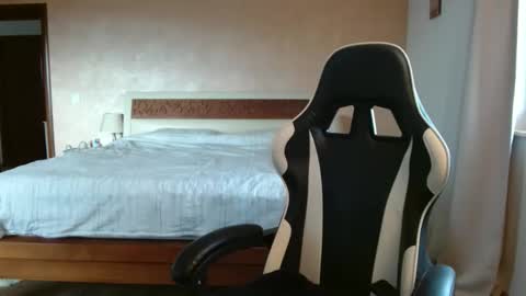 msmarshmallow1 online show from 11/12/25, 10:37