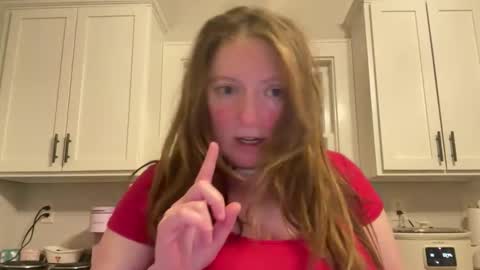 Snapshot of msmarthaclapper chatting on 04/04/26, 04:11 msmarthaclapper online show from 04/04/26, 04:11