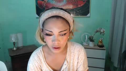 Snapshot of msmeygan chatting on 06/17/26, 12:13 msmeygan online show from 06/17/26, 12:13