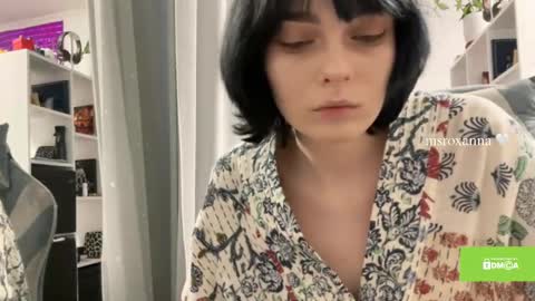 Snapshot of msroxanna chatting on 03/20/26, 02:44 msroxanna online show from 03/20/26, 02:44