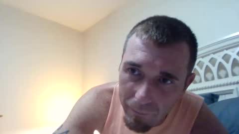 Snapshot of mst_198569 chatting on 12/03/25, 12:51 mst_198569 online show from 12/03/25, 12:51