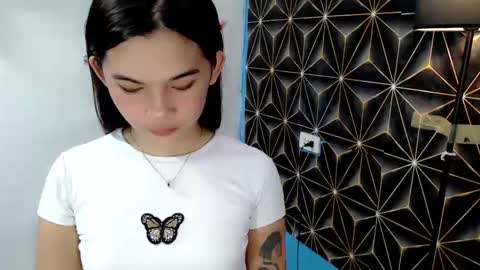 Snapshot of mstefany chatting on 12/08/24, 04:28 tefany online show from 12/08/24, 04:28