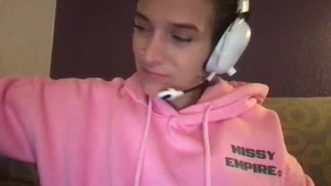 Tara Jane online show from 11/29/25, 08:01