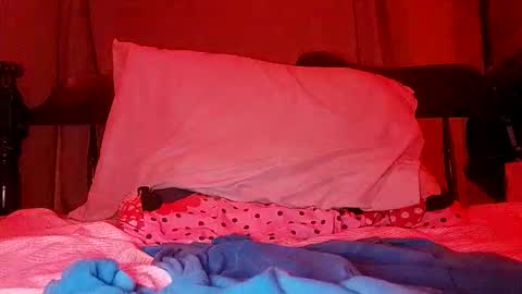 mt220 online show from 10/22/25, 04:46