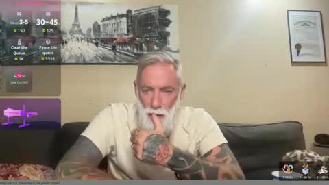 Snapshot of mtlbiker chatting on 09/19/25, 12:34 BikerDude online show from 09/19/25, 12:34