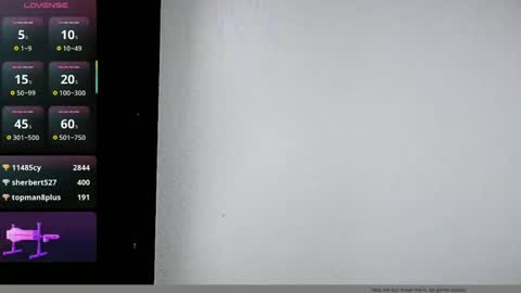 Snapshot of mtlbiker chatting on 10/19/25, 07:03 BikerDude online show from 10/19/25, 07:03