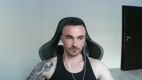 Victor online show from 03/07/25, 03:28