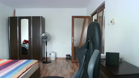 Victor online show from 09/15/25, 10:04