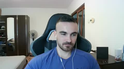 Victor online show from 11/30/25, 10:41