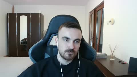 Victor online show from 03/03/26, 03:29