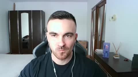 Victor online show from 04/01/26, 12:50