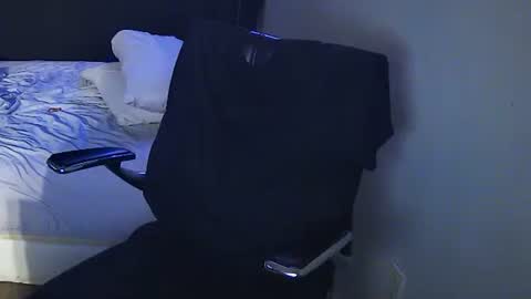 Muffdiver online show from 02/19/25, 09:28