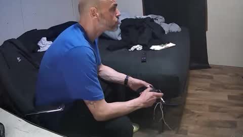 Muffdiver online show from 02/12/26, 11:33