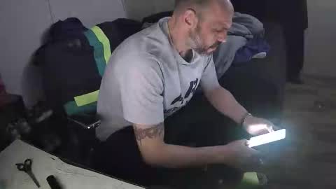 Muffdiver online show from 02/27/26, 09:20