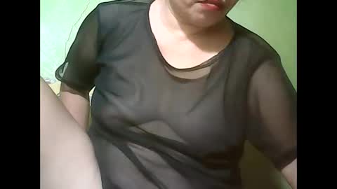 muffy_bunny online show from 02/16/25, 06:43