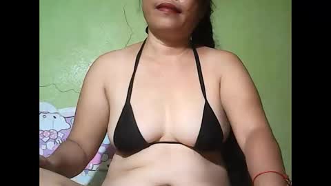 muffy_bunny online show from 04/16/26, 09:39