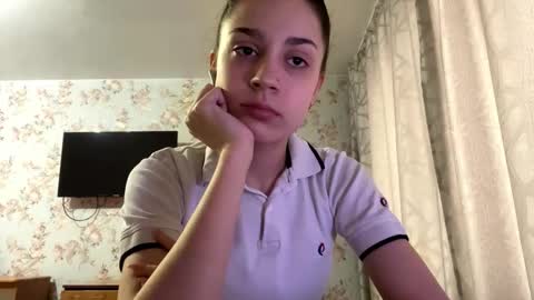 Tia online show from 02/12/26, 07:14